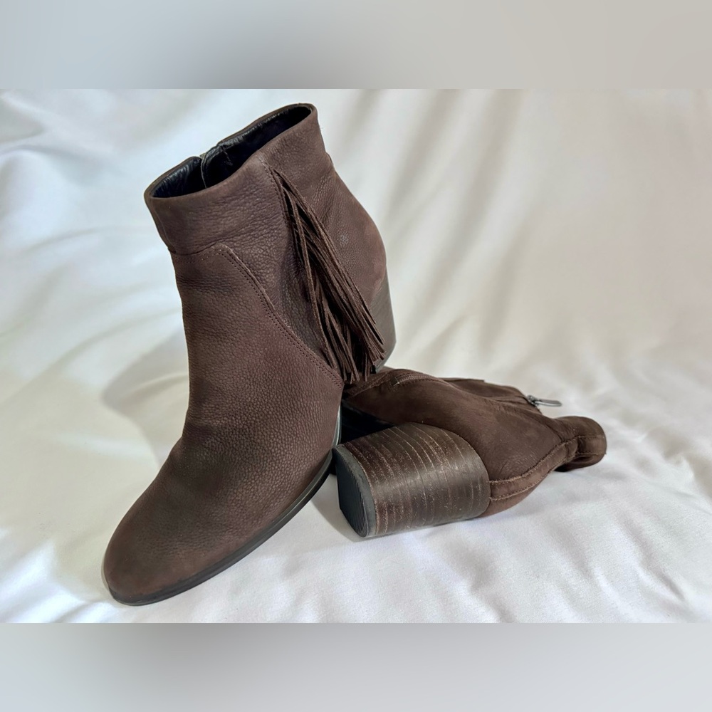 ECCO Shape 55 Fringe Bootie Brown Nubuck Leather Boot Women's‎ Size 38 EU
